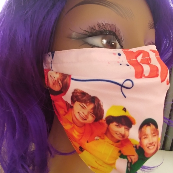 Rainbow Cuddle BTS Reusable Kawaii Face Mask - Picture 3 of 8